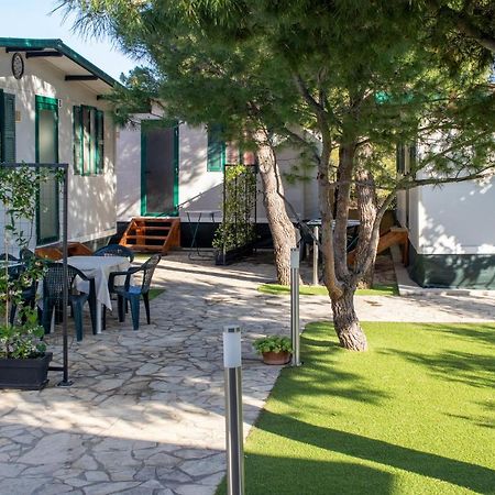Mobile Homes Bonaca Srima Luaran gambar